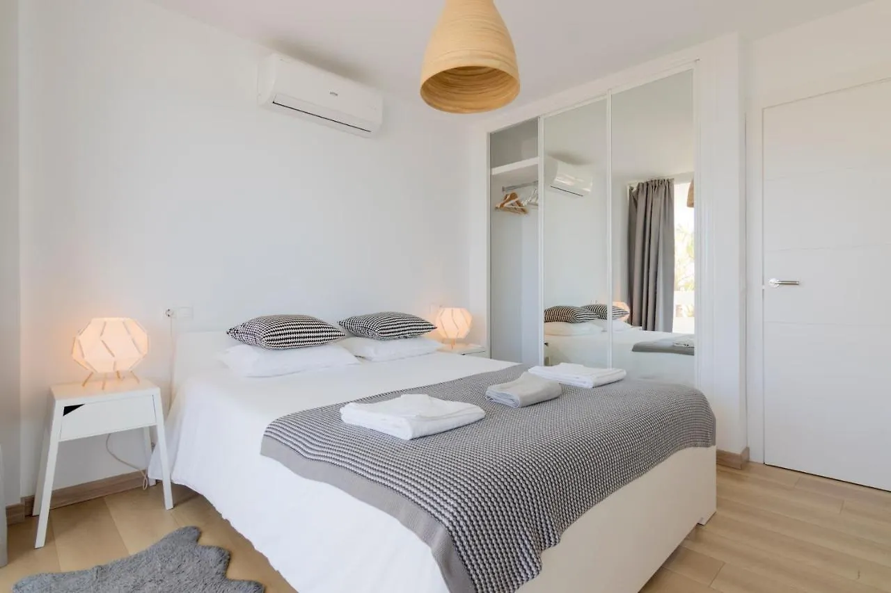 Marbella Beach And Sea View Apartment